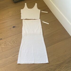 OGD(one grey day) 2 piece knit crop top/midi skirt set